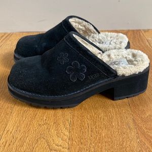 UGG Sherpa lined black suede clogs